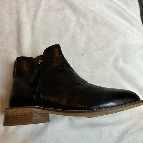 NWT Crevo black leather booties - Picture 2 of 5